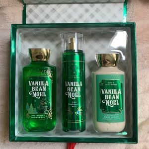 NWT B&BW Holiday Set